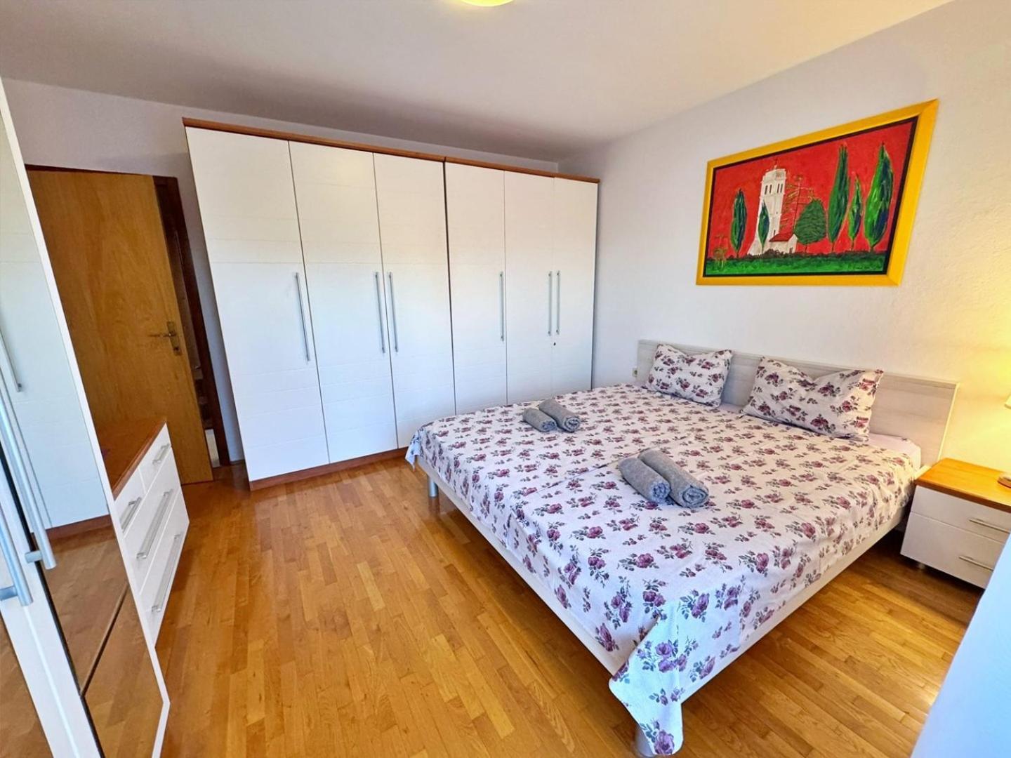 Apartments Katarina Malinska Buitenkant foto