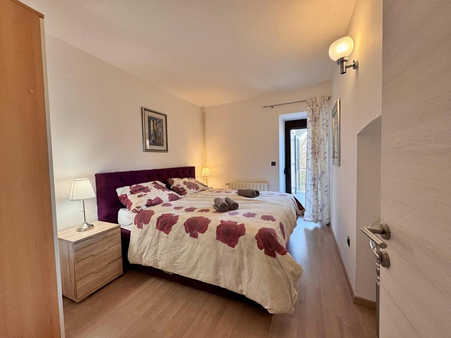 Apartments Katarina Malinska Buitenkant foto
