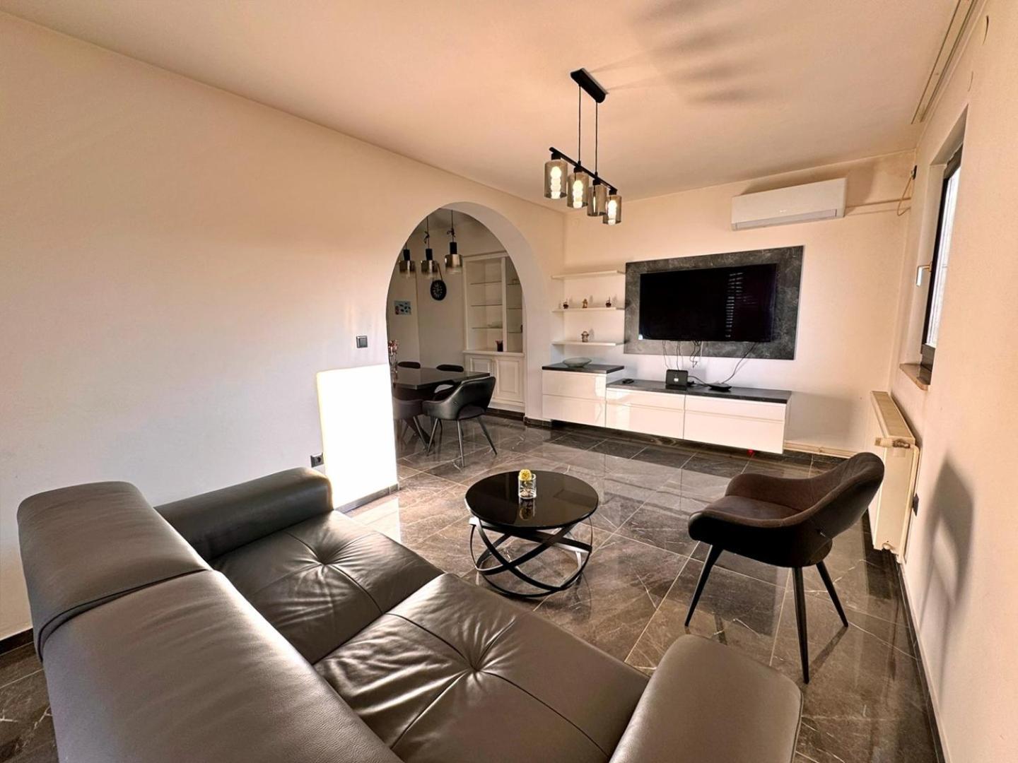 Apartments Katarina Malinska Buitenkant foto