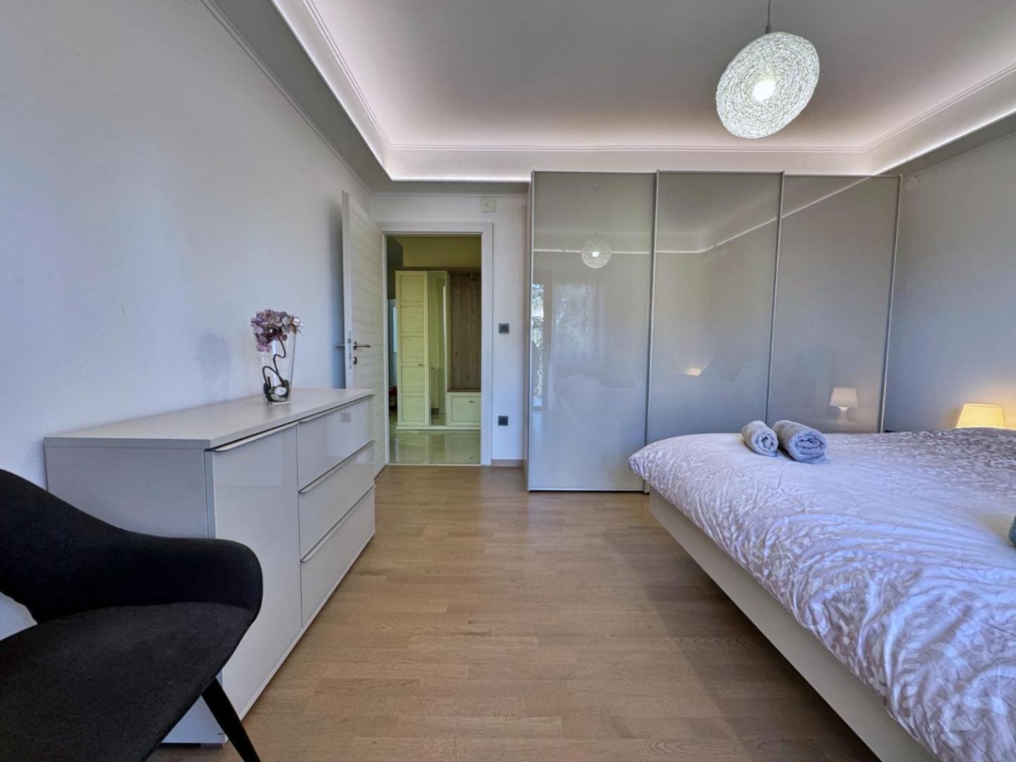 Apartments Katarina Malinska Buitenkant foto