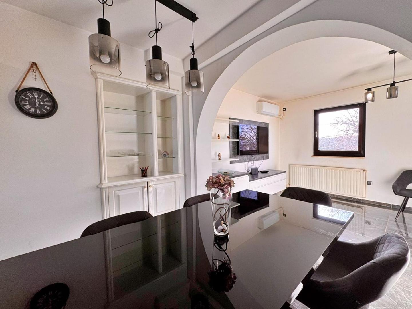 Apartments Katarina Malinska Buitenkant foto